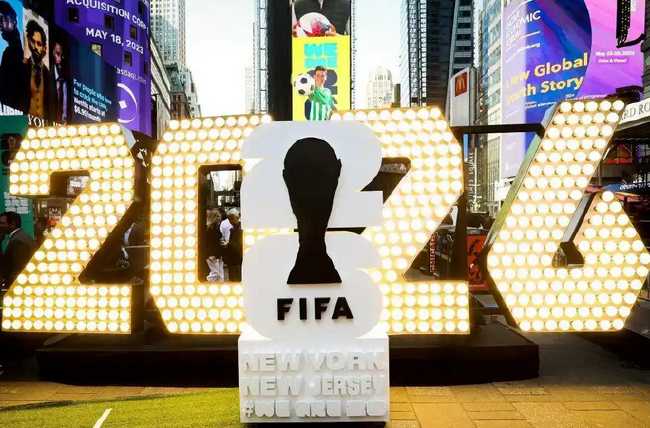 FIFA误判高估 有多少中国人会熬夜看世界杯？